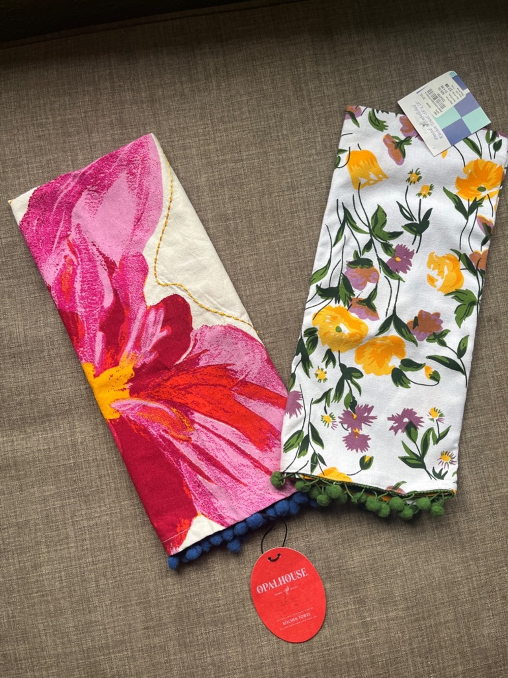 2 New 100% Cotton Kitchen Towels Floral Spring Summer Decor Tassel